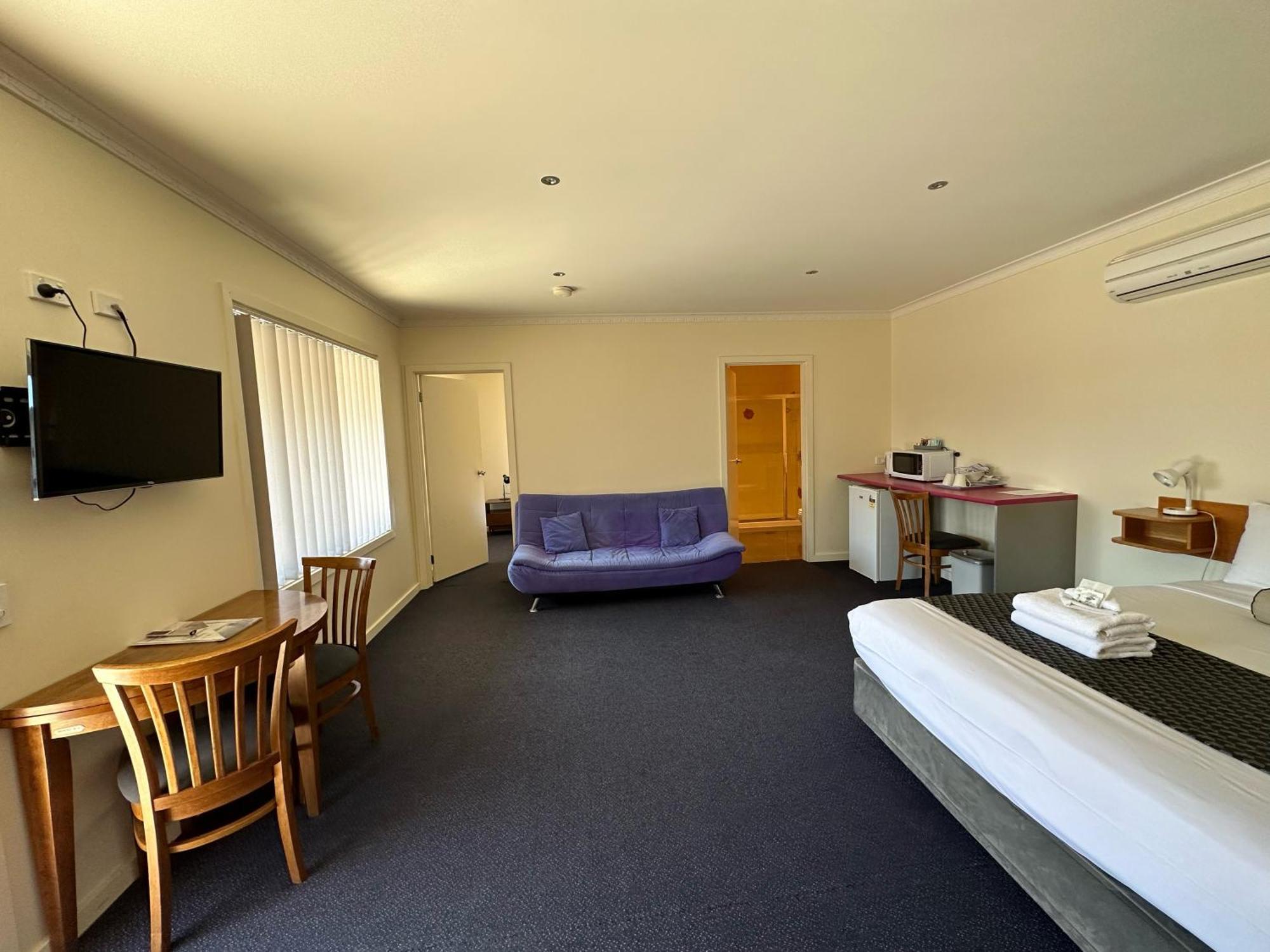 Lakeside Motel Waterfront Lakes Entrance Dış mekan fotoğraf