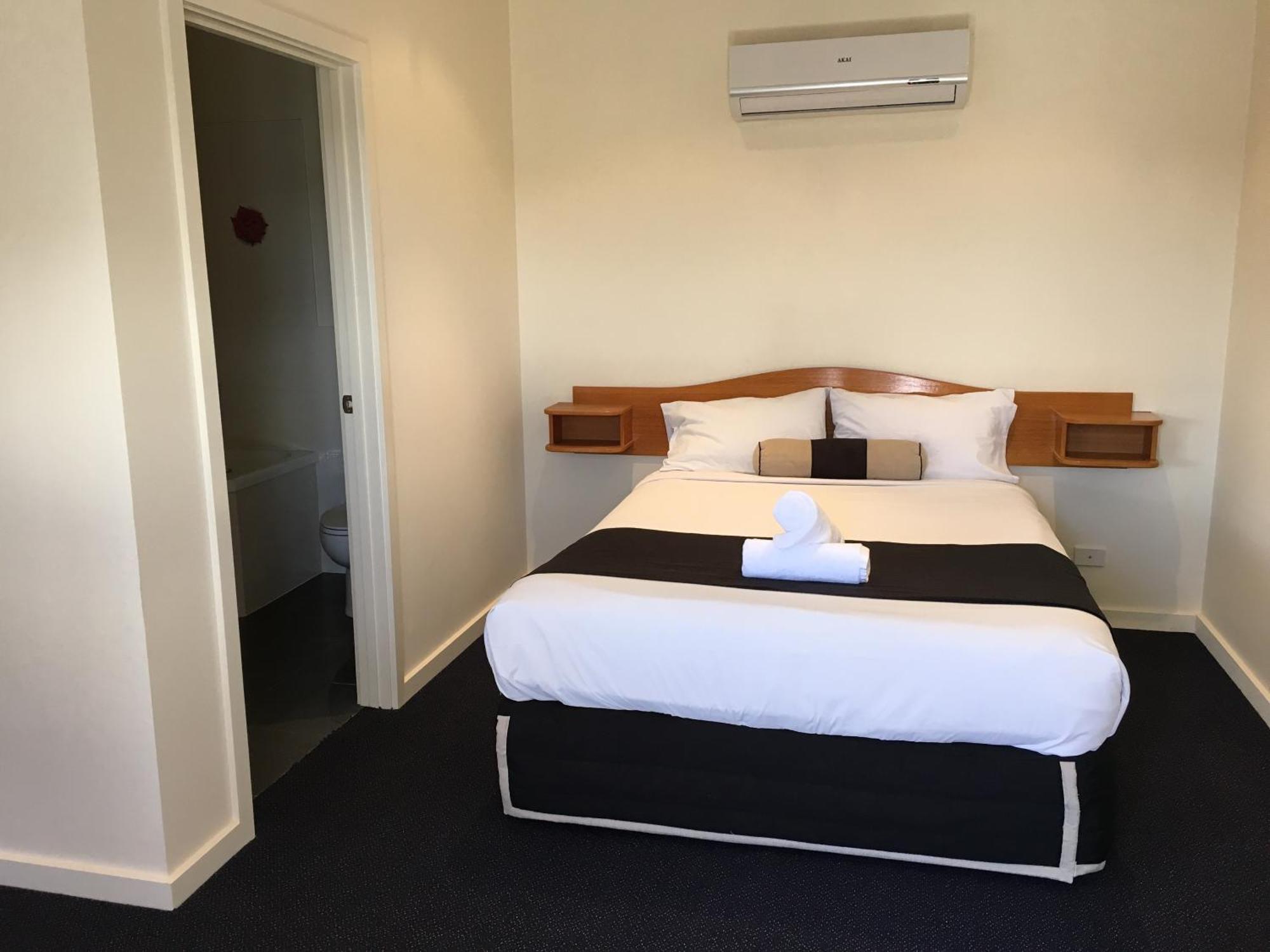 Lakeside Motel Waterfront Lakes Entrance Oda fotoğraf