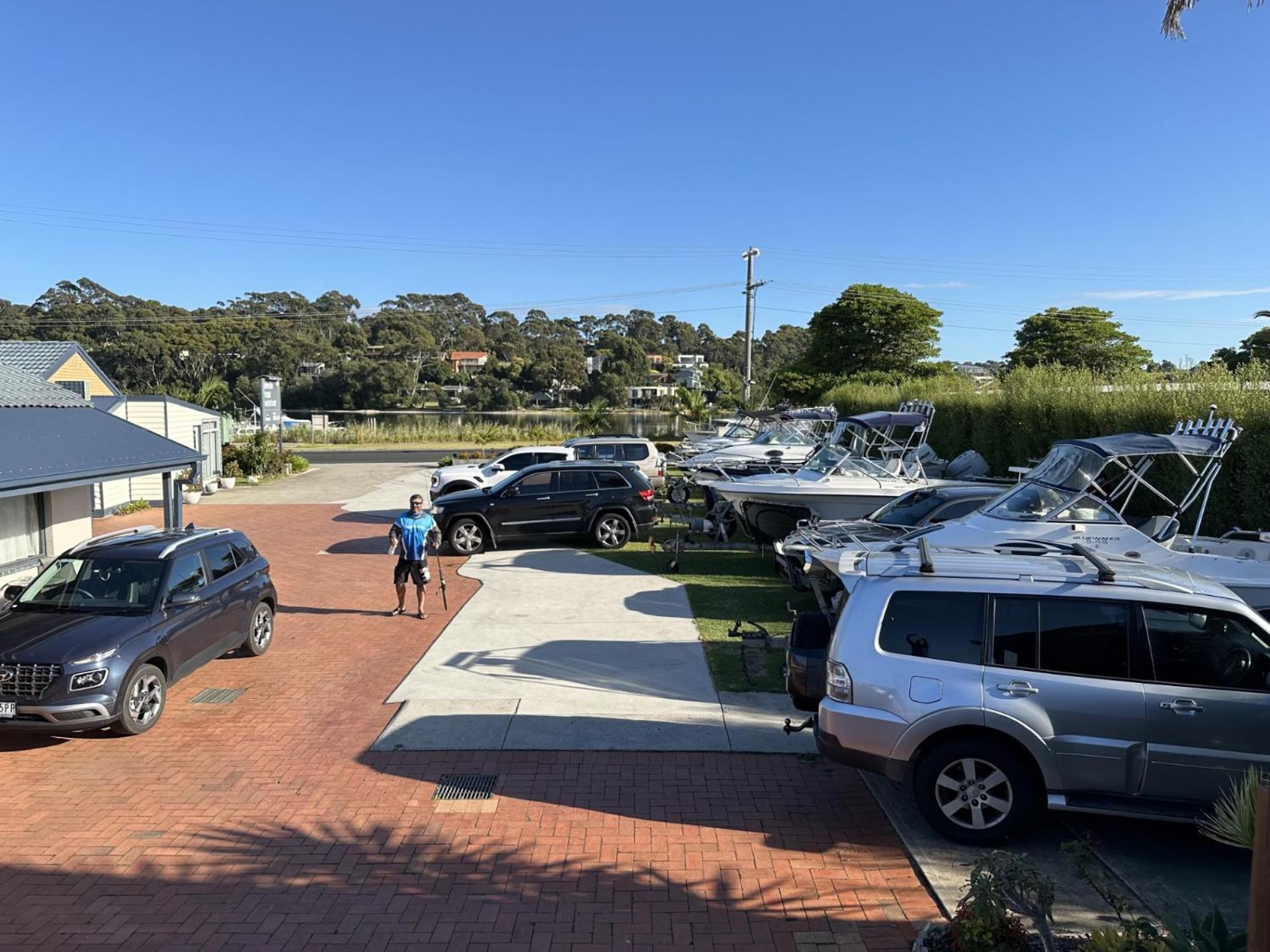 Lakeside Motel Waterfront Lakes Entrance Dış mekan fotoğraf