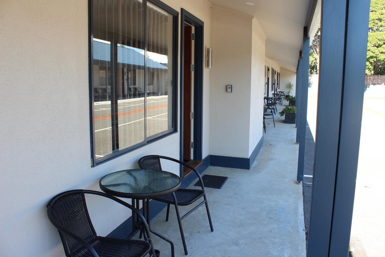 Lakeside Motel Waterfront Lakes Entrance Dış mekan fotoğraf